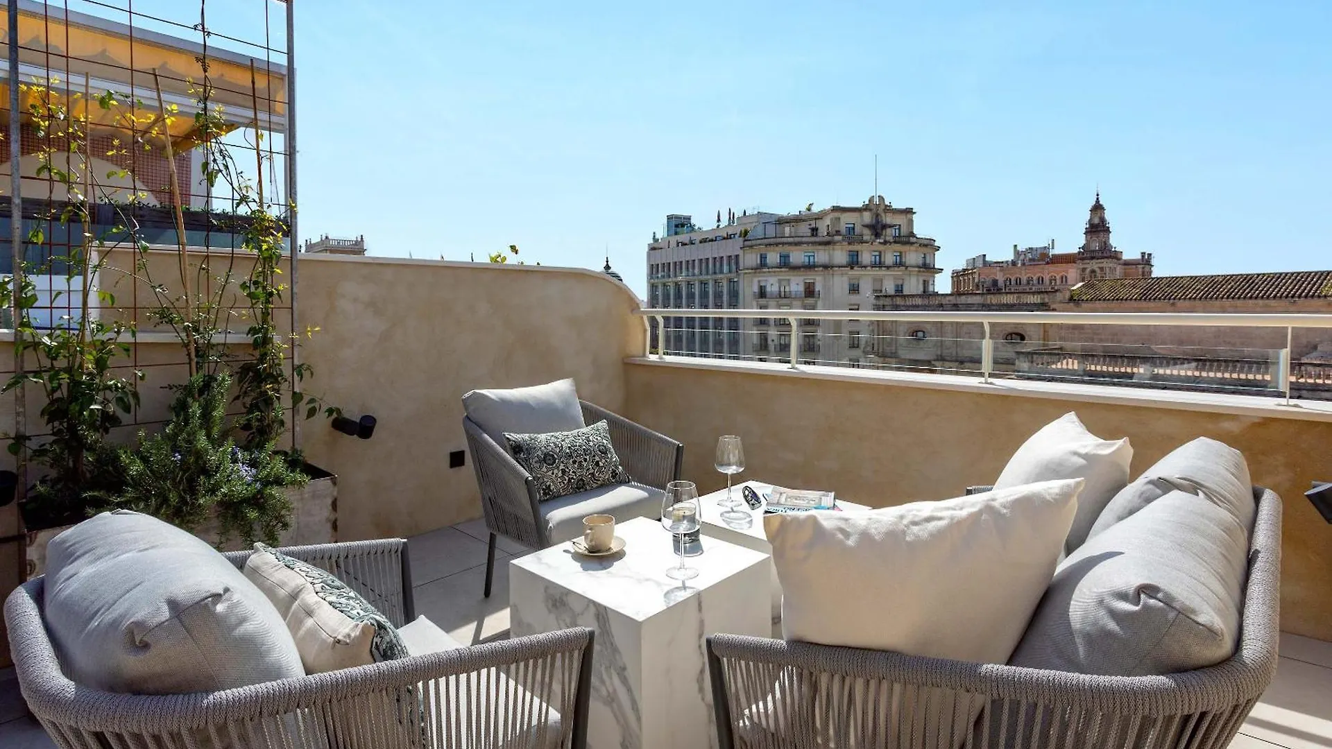 Genteel Home San Francisco Suites Sevilla Apartamento