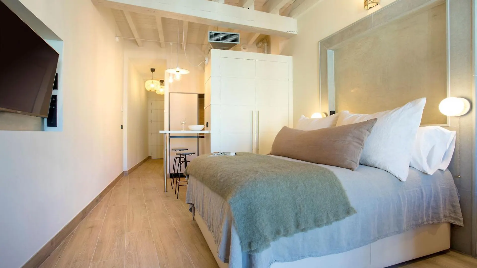 Genteel Home San Francisco Suites Sevilla 0*,  España
