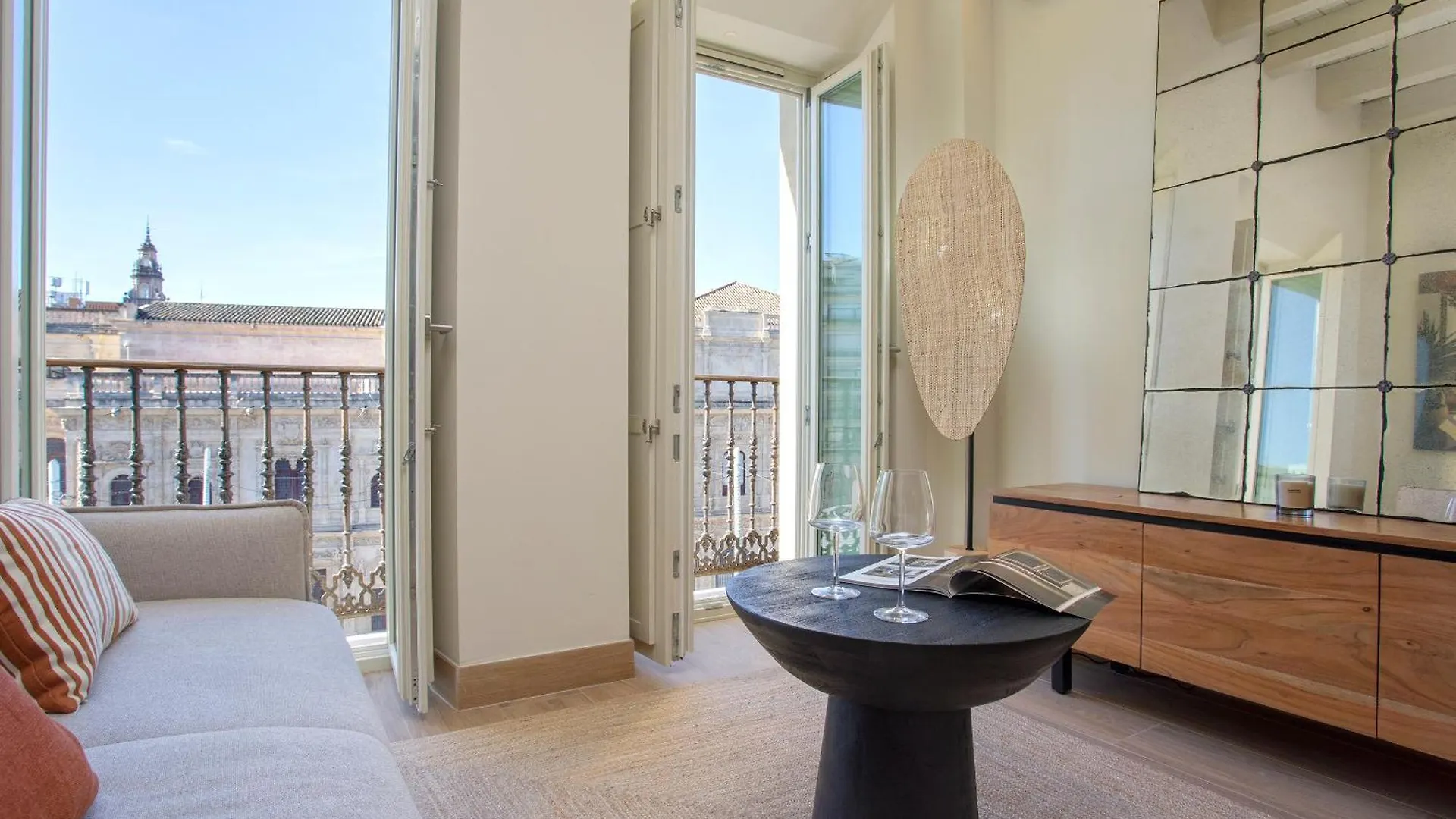 Genteel Home San Francisco Suites Sevilla Apartamento