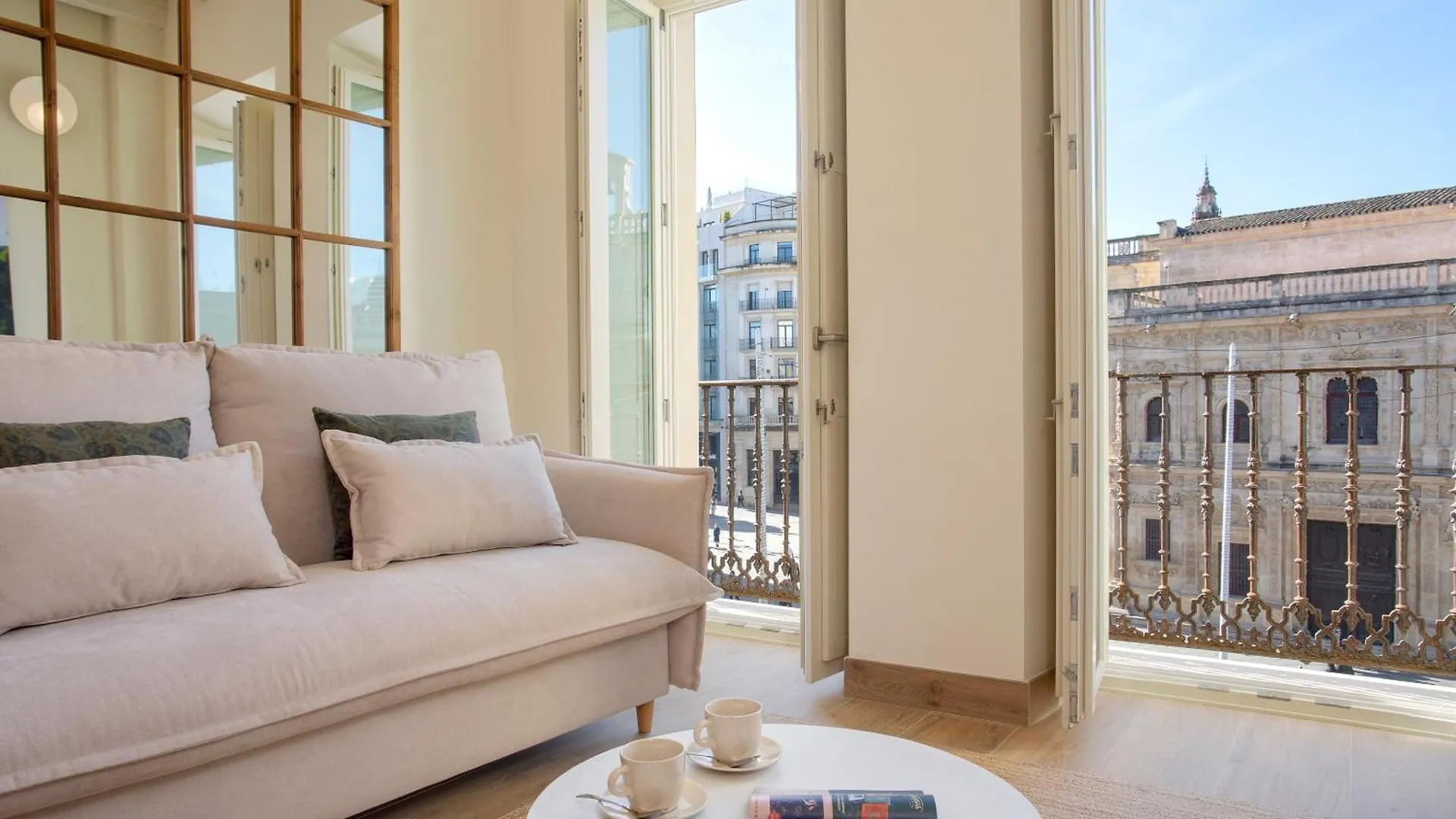 Genteel Home San Francisco Suites Sevilla 0*,  España