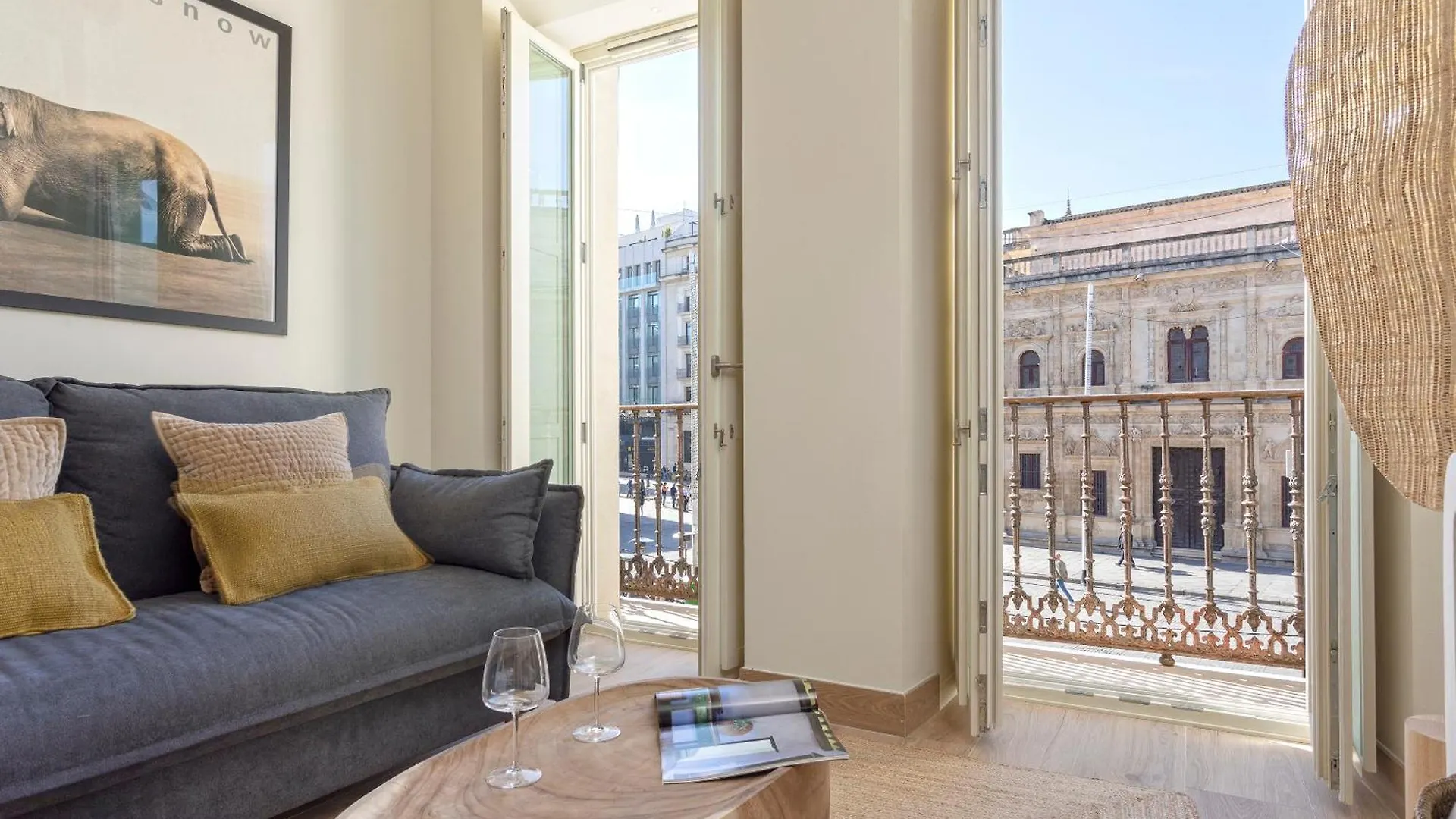 Genteel Home San Francisco Suites Sevilla 0*,  España