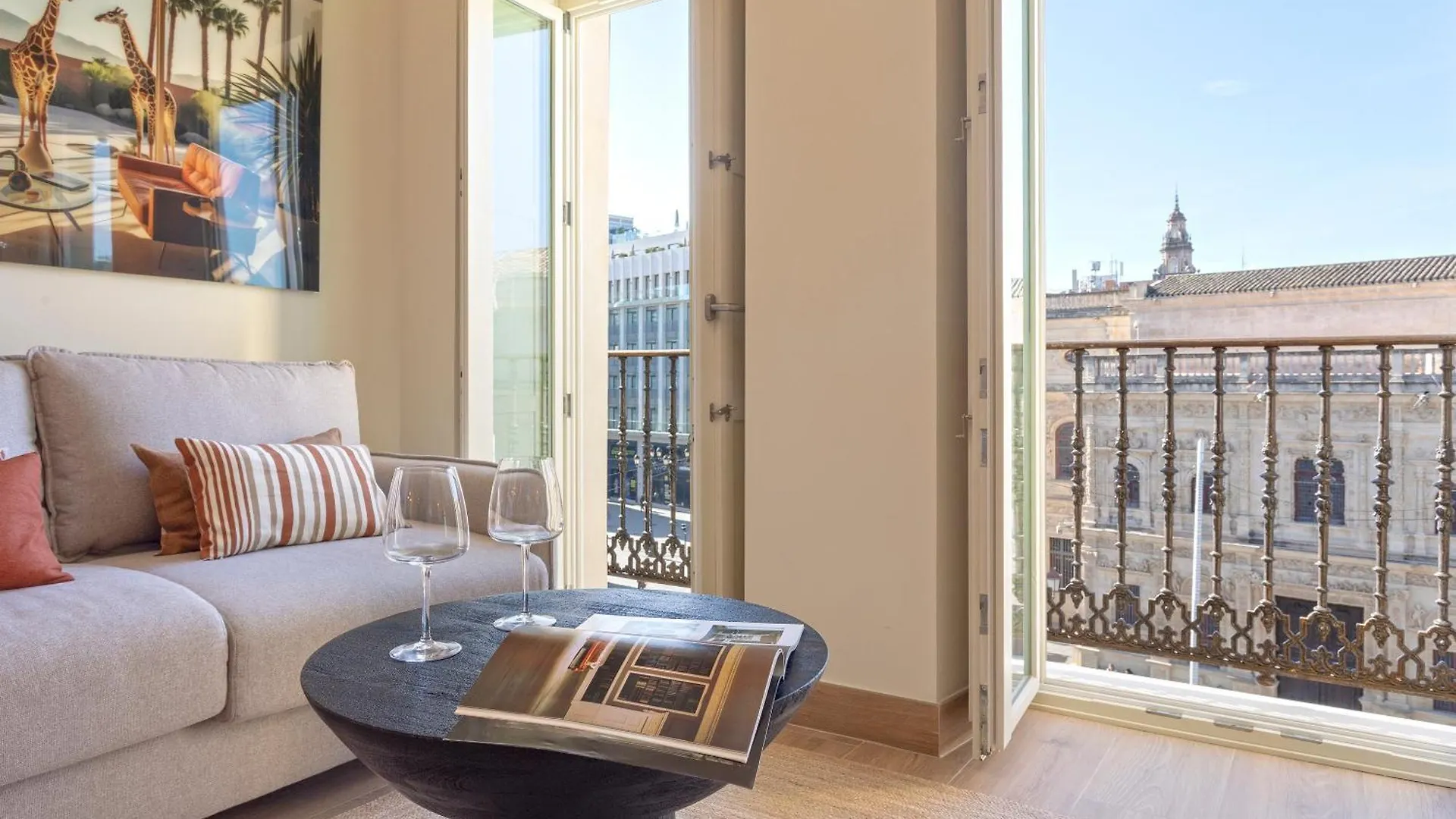Genteel Home San Francisco Suites Sevilla España